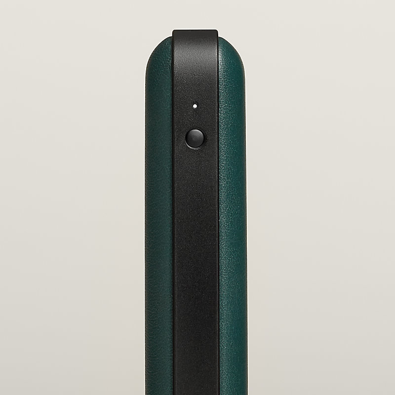 HERMES エルメス モバイルバッテリー グリーン ヴォルトH iPhone HERMES エルメス モバイルバッテリー グリーン ヴォルトH iPhone
